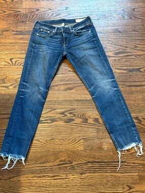 Rag & Bone Dre Capri Frayed ankles Like New✨